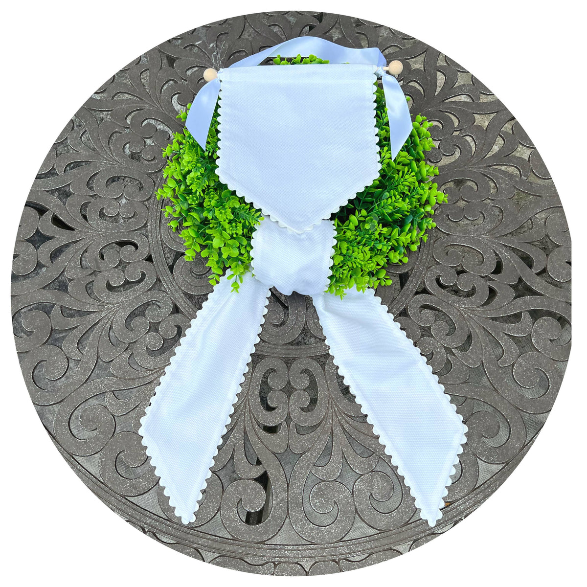 Color Cotton Pique Banner With Ric Rac Trim: Ivory