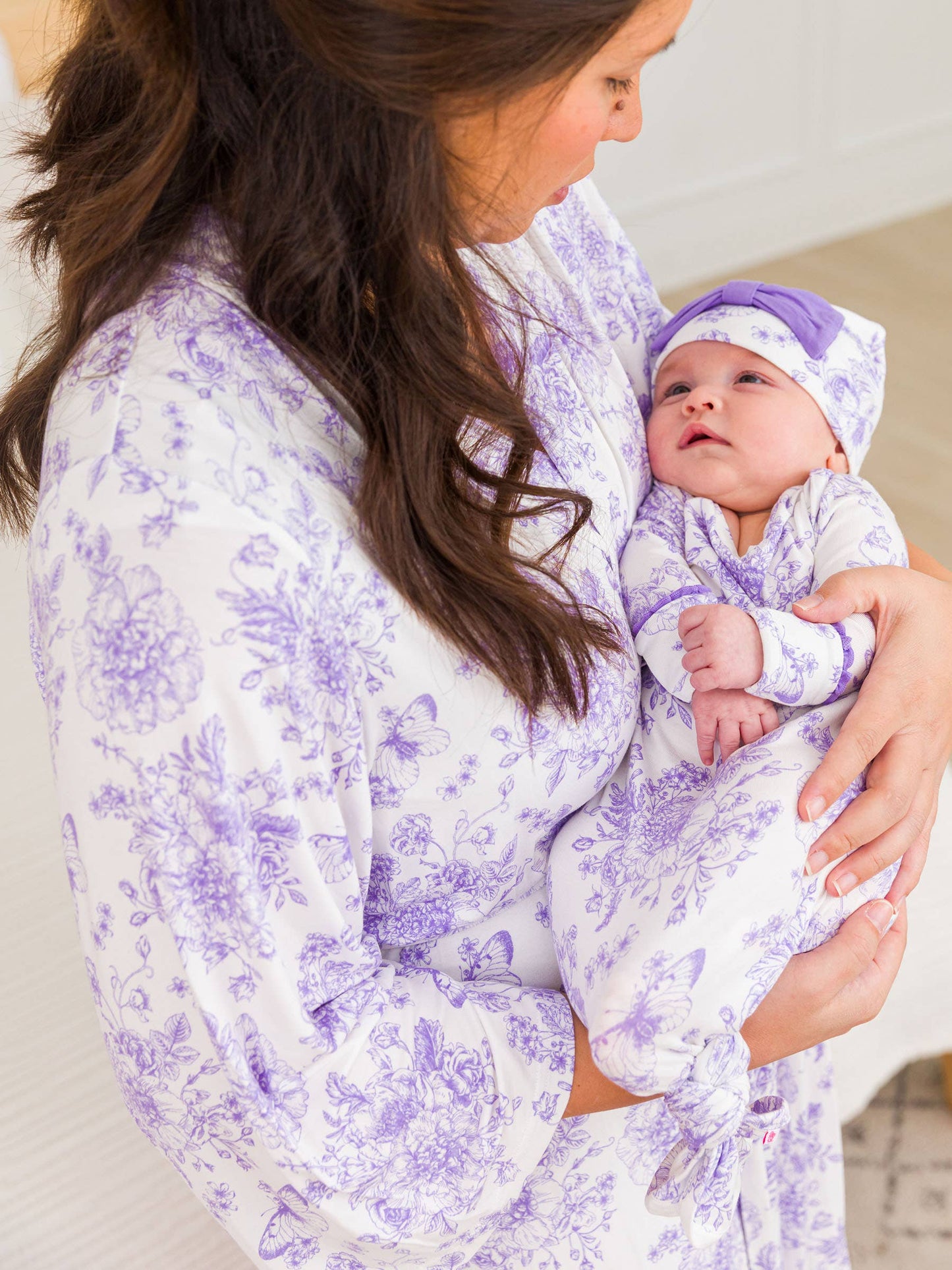 SoftSnooze™ Women's Bamboo Viscose Wisteria Purple Butterfly Garden Toile Mommy & Me Maternity Robe
: Purple / One Size