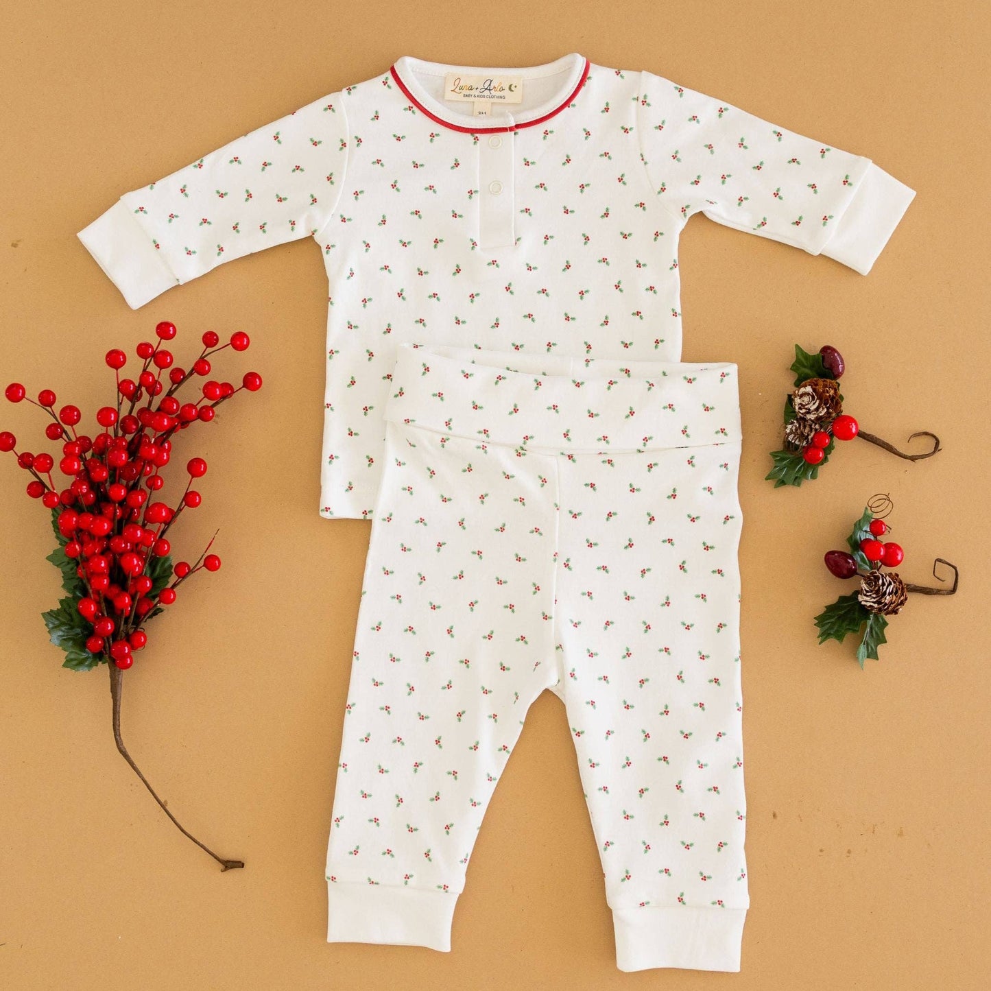 Luna and Arlo Winter Berries 2pc Pant Set