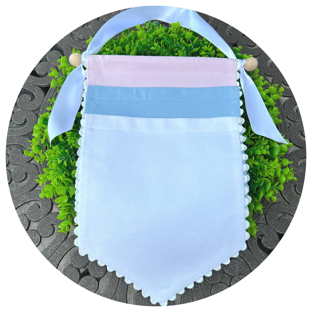 Color Cotton Pique Banner With Ric Rac Trim: Ivory