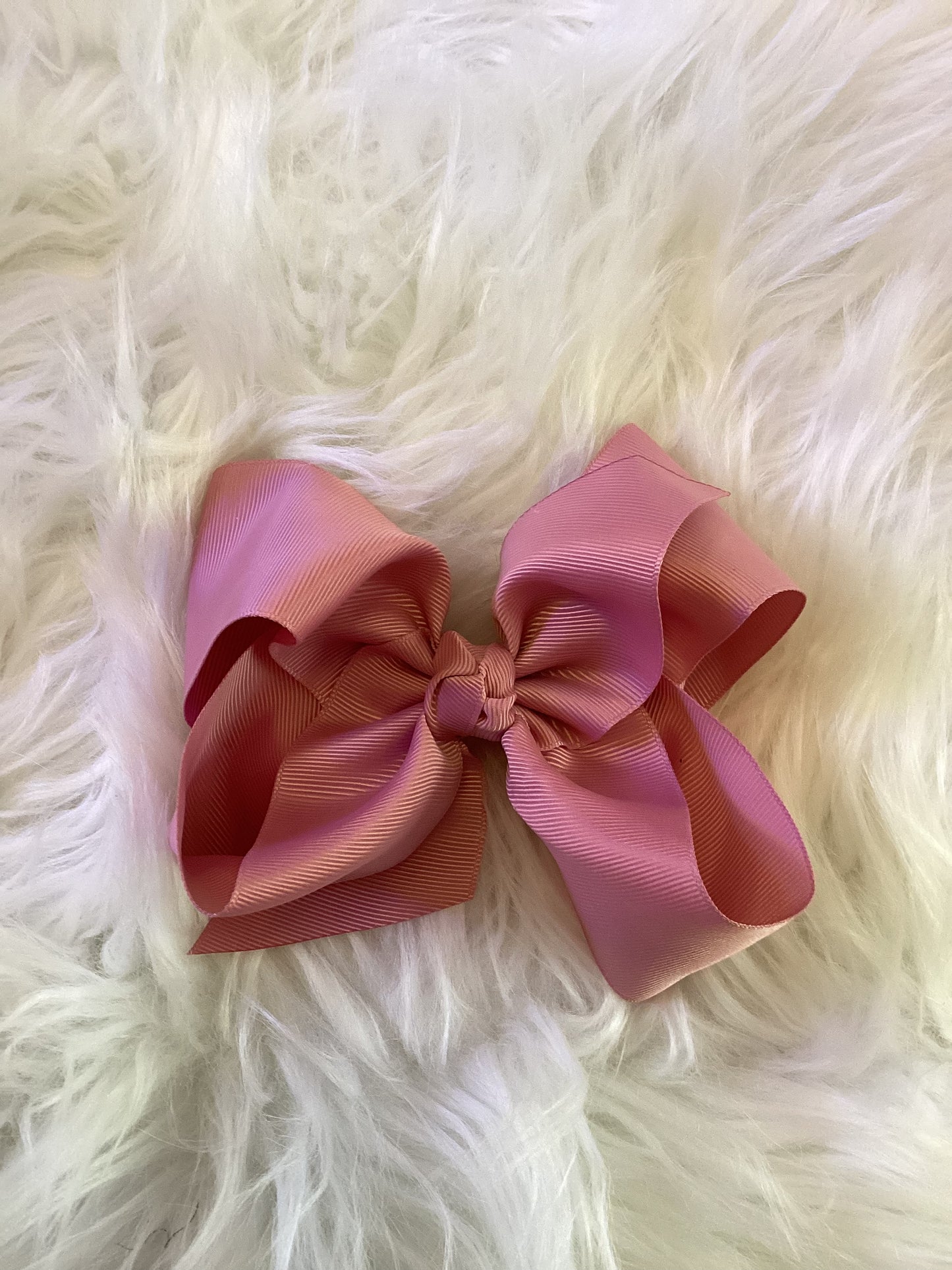 Beyond Creations Mauve XL Bow