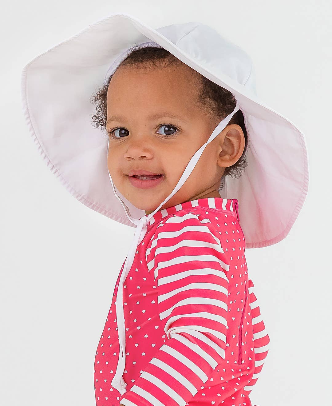 Kids White Sun Protective Hat: 0-6m