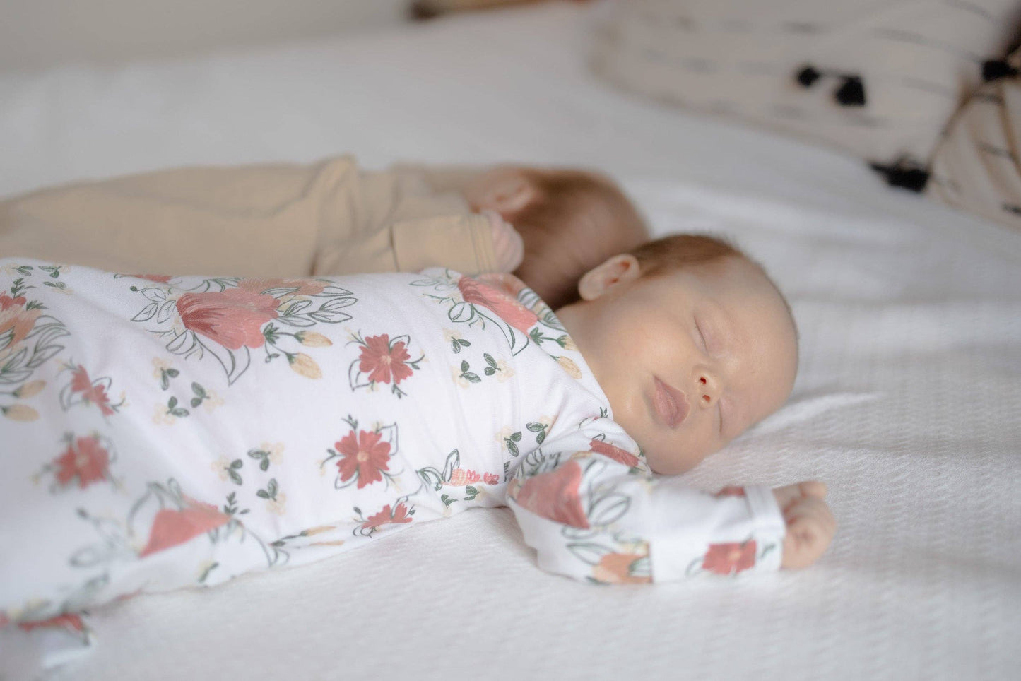 Estelle - nodo gown: Newborn