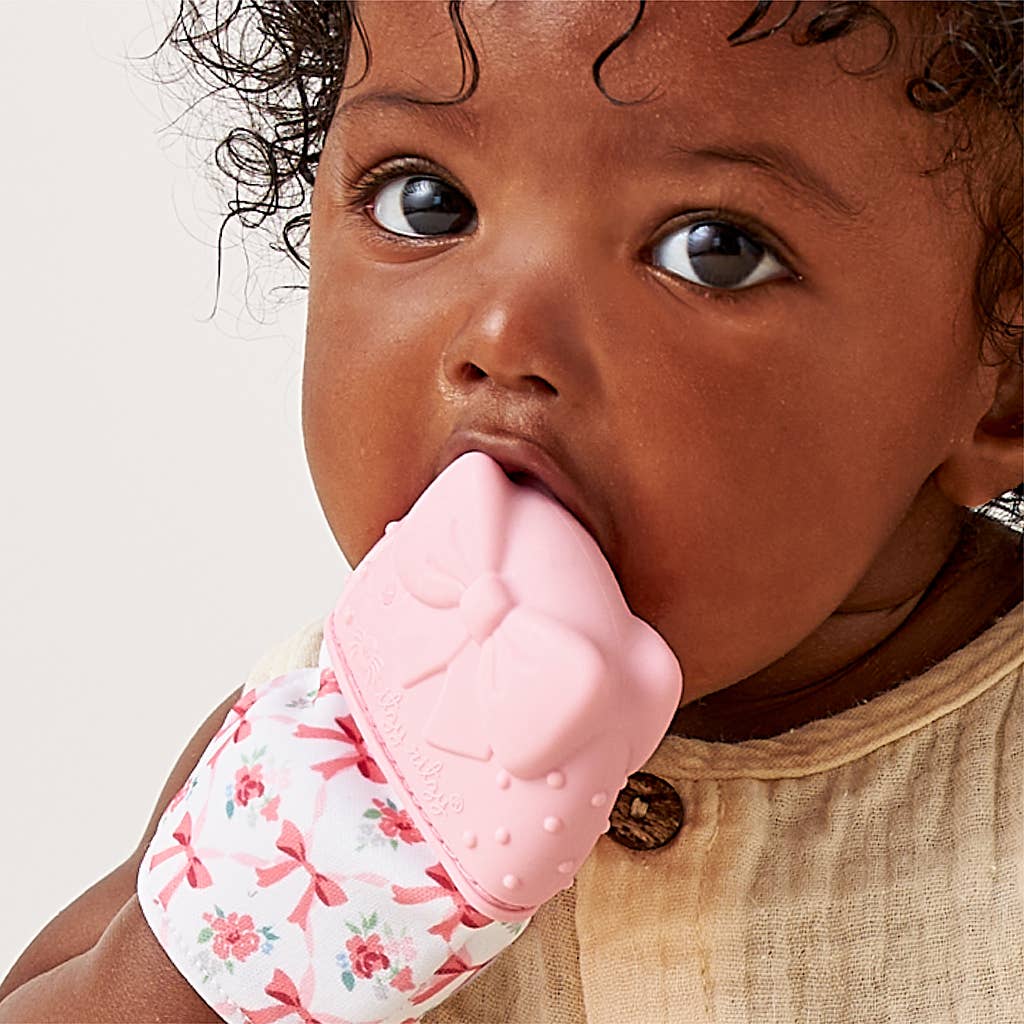 Itzy Mitt™ Silicone Teething Mitts: Highland Cow